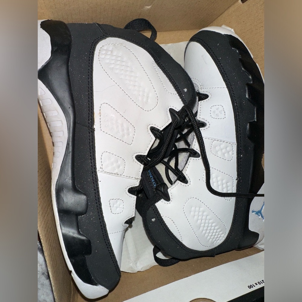 Youth Jordan Retro 9
